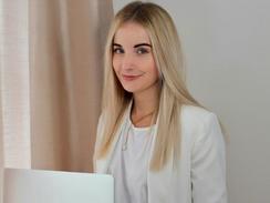 Unsere duale Studentin Nina stellt sich vor